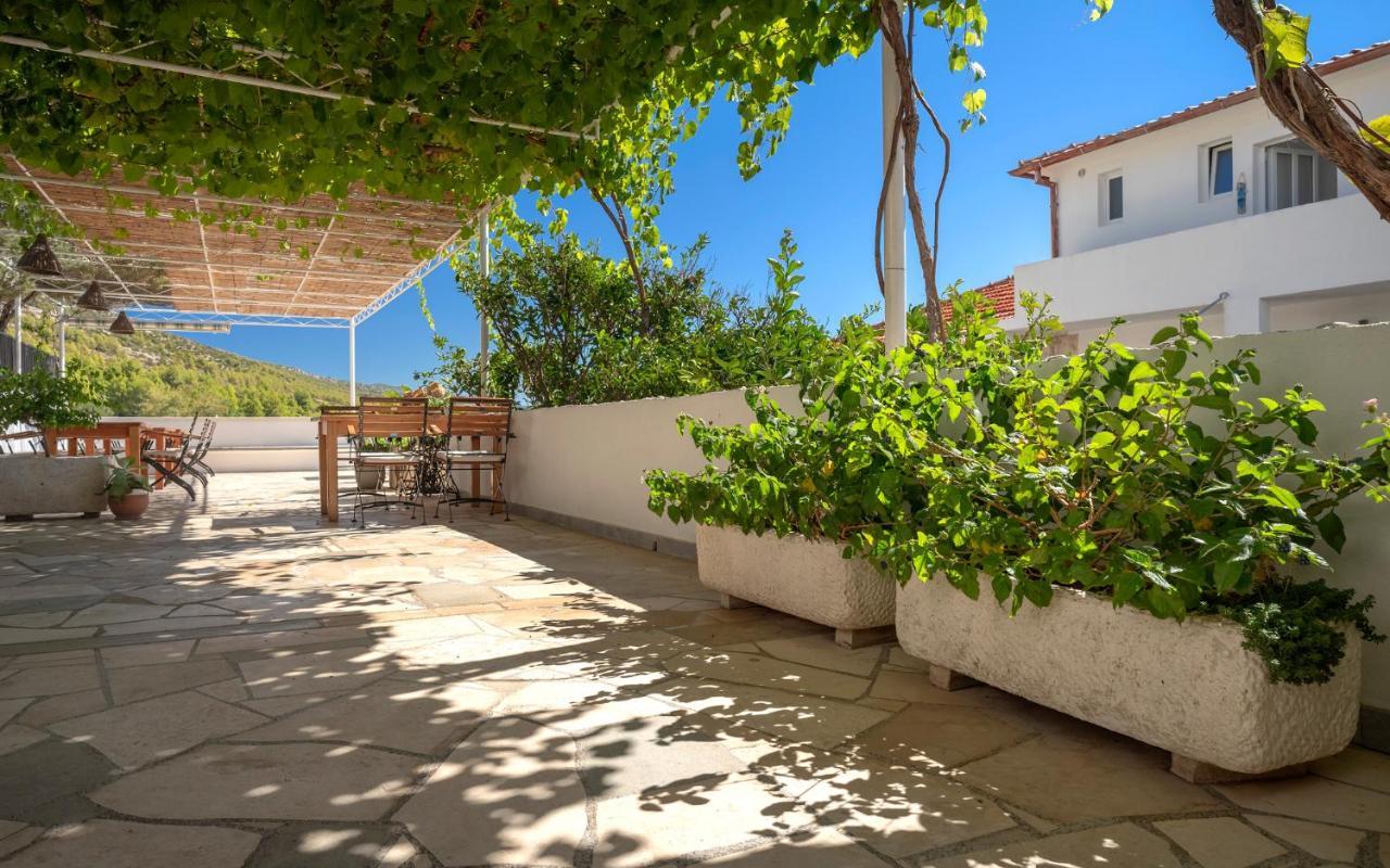 Pansion Marjan Hotel Завала Екстериор снимка